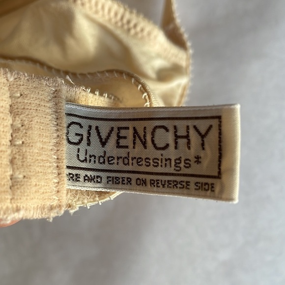 Givenchy Champagne Print Lace Bra - Picture 4 of 5
